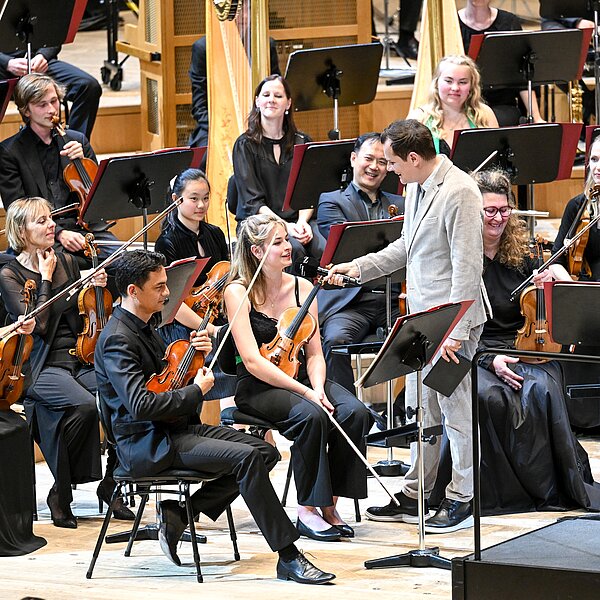 Malte Arkona mit ODEON Symphonieorchester